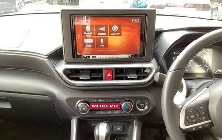 Toyota Raize I, 2023 год, 1 396 000 рублей, 14 фотография