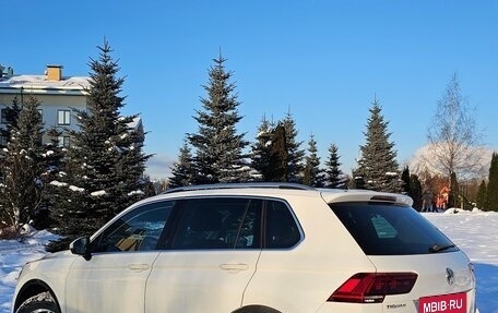 Volkswagen Tiguan II, 2018 год, 2 095 000 рублей, 4 фотография