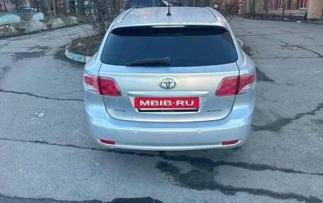Toyota Avensis III рестайлинг, 2009 год, 900 000 рублей, 8 фотография