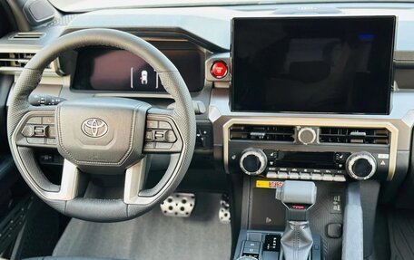 Toyota Tacoma, 2025 год, 8 350 000 рублей, 18 фотография