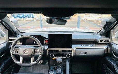 Toyota Tacoma, 2025 год, 8 350 000 рублей, 17 фотография