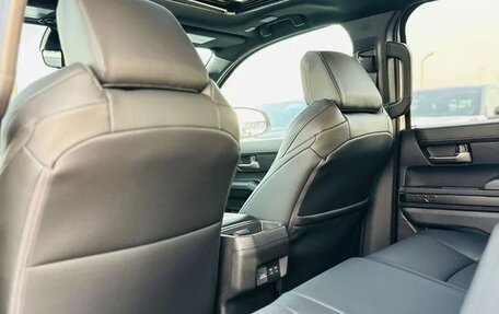 Toyota Tacoma, 2025 год, 8 350 000 рублей, 26 фотография