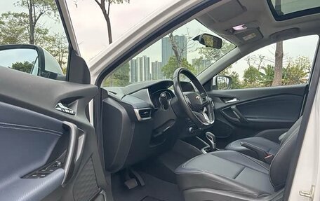 Chevrolet Tracker, 2022 год, 1 050 000 рублей, 5 фотография