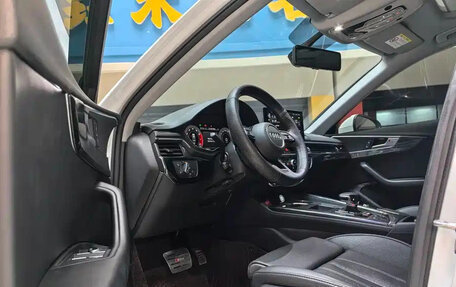 Audi A4, 2021 год, 2 354 027 рублей, 8 фотография