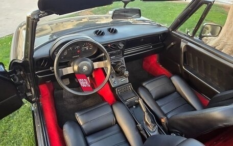 Alfa Romeo Spider I, 1990 год, 4 550 000 рублей, 17 фотография