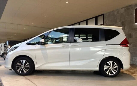 Honda Freed II, 2018 год, 1 050 000 рублей, 8 фотография