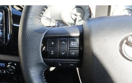 Toyota Hilux VIII, 2021 год, 3 500 888 рублей, 16 фотография