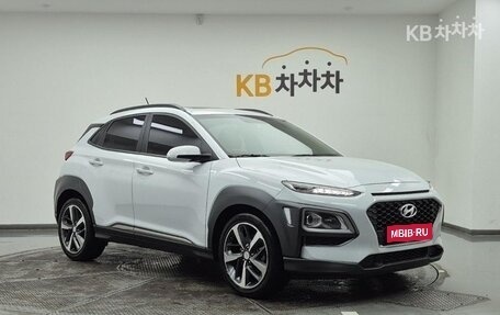 Hyundai Kona I, 2022 год, 1 460 000 рублей, 1 фотография