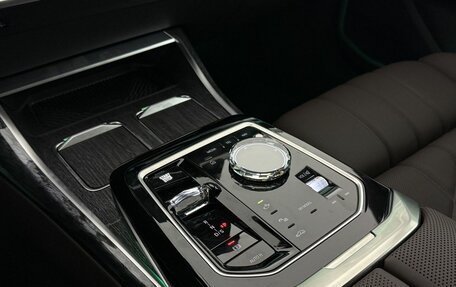 BMW 7 серия, 2025 год, 22 200 000 рублей, 13 фотография