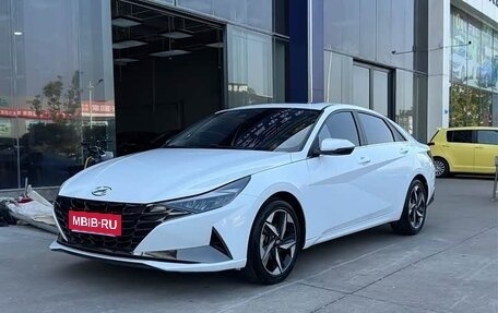 Hyundai Elantra, 2021 год, 1 660 000 рублей, 1 фотография