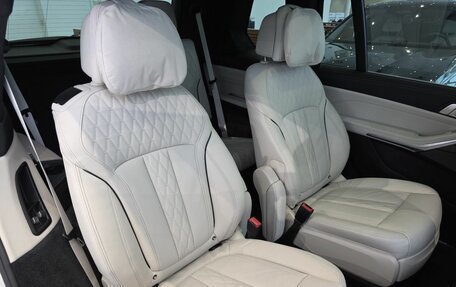 BMW X7, 2024 год, 17 950 000 рублей, 10 фотография