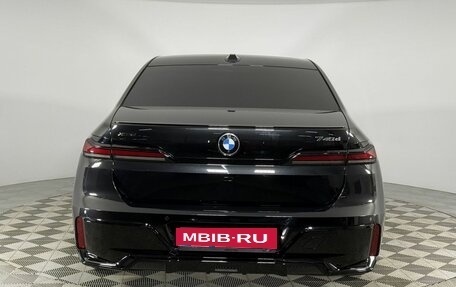 BMW 7 серия, 2025 год, 22 200 000 рублей, 5 фотография