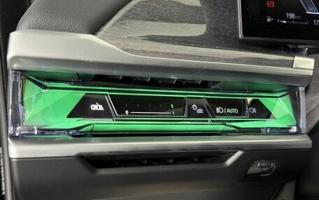 BMW 7 серия, 2025 год, 22 200 000 рублей, 14 фотография