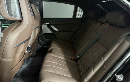 BMW 7 серия, 2025 год, 22 200 000 рублей, 19 фотография