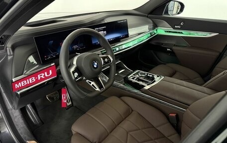 BMW 7 серия, 2025 год, 22 200 000 рублей, 17 фотография