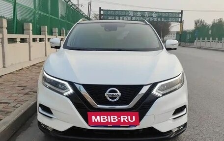 Nissan Qashqai, 2022 год, 1 750 000 рублей, 2 фотография