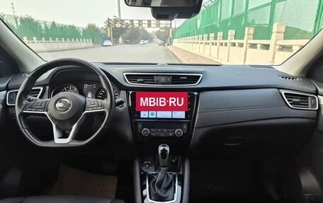 Nissan Qashqai, 2022 год, 1 750 000 рублей, 6 фотография