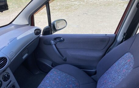 Mercedes-Benz A-Класс, 2000 год, 370 000 рублей, 13 фотография