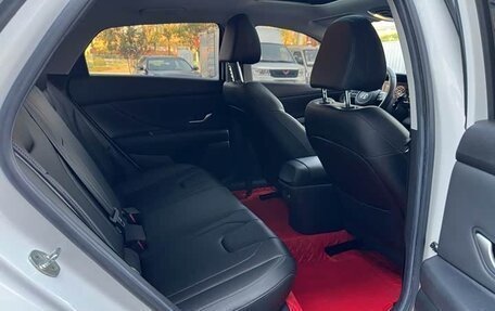 Hyundai Elantra, 2021 год, 1 660 000 рублей, 10 фотография