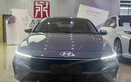 Hyundai Elantra, 2024 год, 1 950 000 рублей, 2 фотография