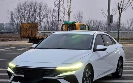 Hyundai Elantra, 2024 год, 1 850 000 рублей, 1 фотография