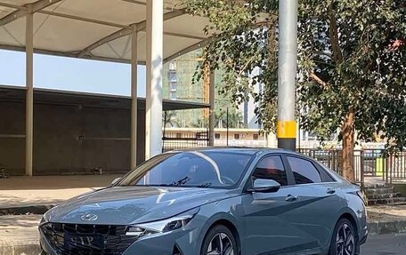 Hyundai Elantra, 2022 год, 1 650 000 рублей, 1 фотография