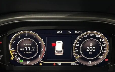 Volkswagen T-Roc I, 2022 год, 1 590 050 рублей, 9 фотография