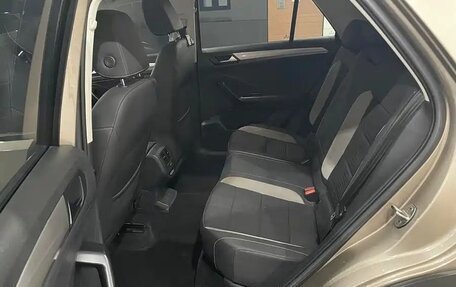 Volkswagen T-Roc I, 2022 год, 1 590 050 рублей, 12 фотография