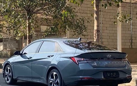 Hyundai Elantra, 2022 год, 1 650 000 рублей, 14 фотография