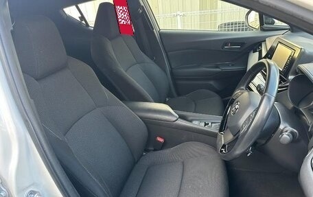 Toyota C-HR I рестайлинг, 2018 год, 1 450 020 рублей, 7 фотография