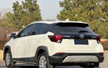 Toyota Yaris XP150 рестайлинг, 2022 год, 1 084 050 рублей, 3 фотография