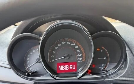 Toyota Yaris XP150 рестайлинг, 2022 год, 1 084 050 рублей, 12 фотография