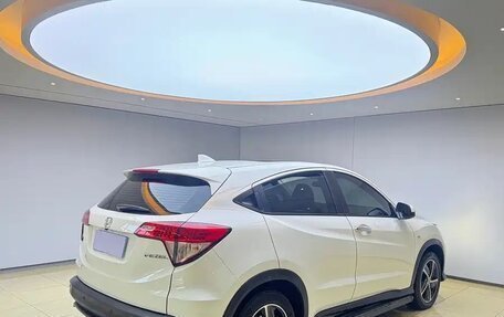 Honda Vezel, 2022 год, 1 380 050 рублей, 4 фотография