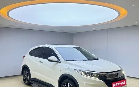 Honda Vezel, 2022 год, 1 380 050 рублей, 3 фотография