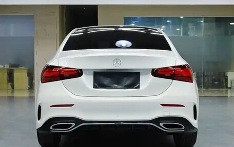 Mercedes-Benz A-Класс, 2024 год, 2 900 000 рублей, 6 фотография