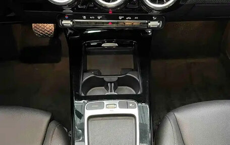 Mercedes-Benz A-Класс, 2023 год, 2 150 000 рублей, 11 фотография