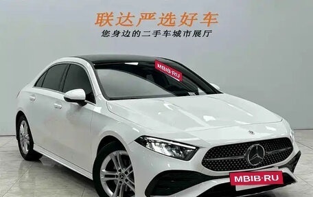 Mercedes-Benz A-Класс, 2023 год, 2 150 000 рублей, 9 фотография