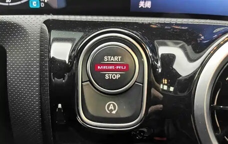 Mercedes-Benz A-Класс, 2023 год, 2 150 000 рублей, 18 фотография