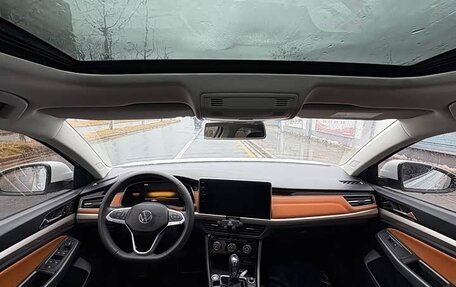 Volkswagen Bora, 2023 год, 1 555 000 рублей, 10 фотография