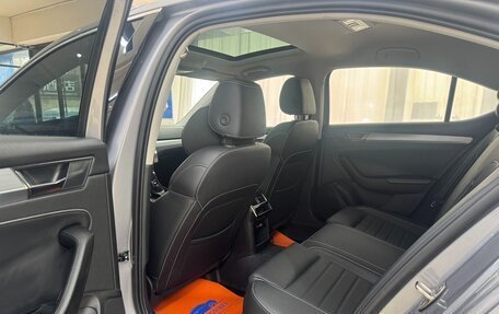 Skoda Superb III рестайлинг, 2021 год, 2 400 000 рублей, 8 фотография