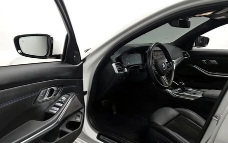 BMW 3 серия, 2022 год, 4 900 000 рублей, 8 фотография