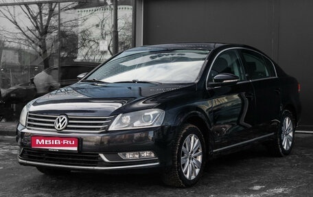 Volkswagen Passat B7, 2011 год, 890 000 рублей, 1 фотография