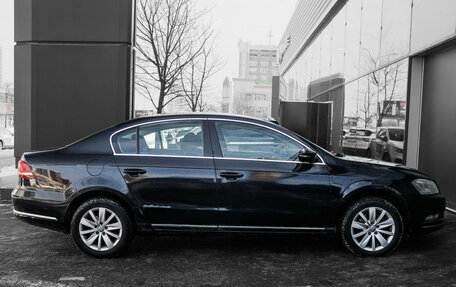 Volkswagen Passat B7, 2011 год, 890 000 рублей, 4 фотография