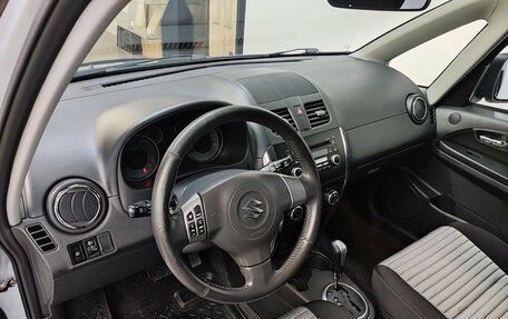 Suzuki SX4 II рестайлинг, 2010 год, 1 100 000 рублей, 14 фотография