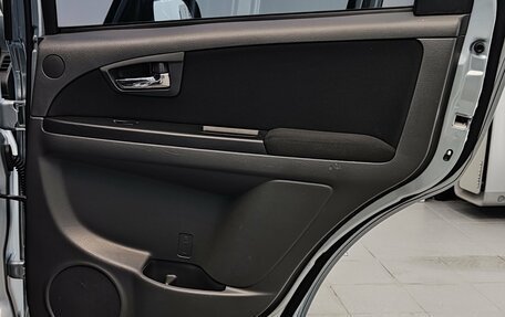 Suzuki SX4 II рестайлинг, 2010 год, 1 100 000 рублей, 30 фотография