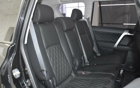 Toyota Land Cruiser Prado 150 рестайлинг 2, 2021 год, 7 599 000 рублей, 8 фотография