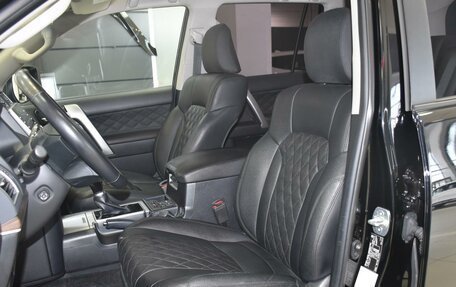 Toyota Land Cruiser Prado 150 рестайлинг 2, 2021 год, 7 599 000 рублей, 10 фотография