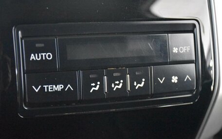 Toyota Land Cruiser Prado 150 рестайлинг 2, 2021 год, 7 599 000 рублей, 17 фотография