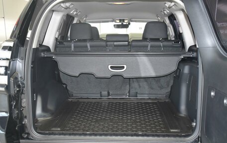 Toyota Land Cruiser Prado 150 рестайлинг 2, 2021 год, 7 599 000 рублей, 24 фотография