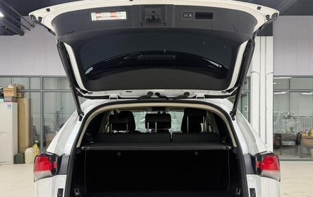 Lexus NX I, 2021 год, 3 000 000 рублей, 13 фотография